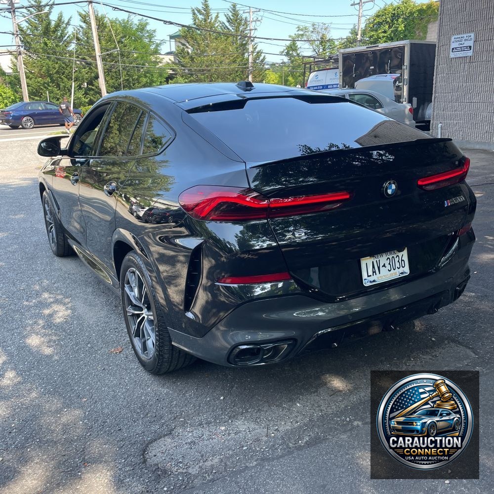 2025 BMW X6 M60i xDrive