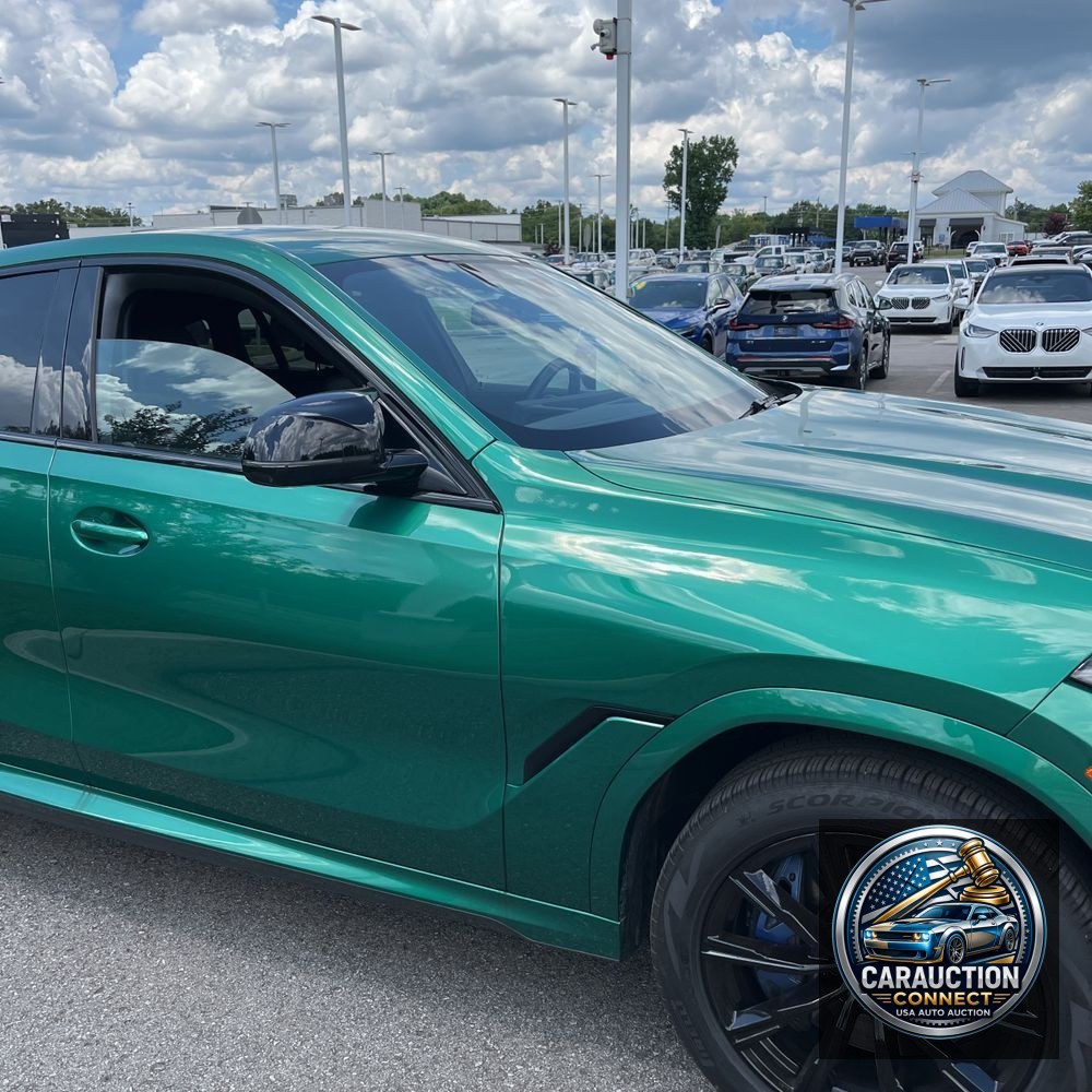 2025 BMW X6 M60i xDrive
