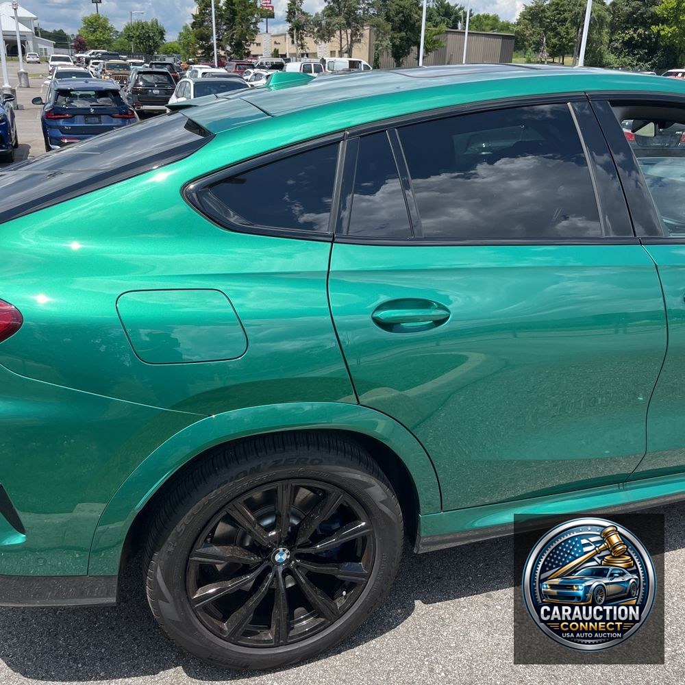 2025 BMW X6 M60i xDrive