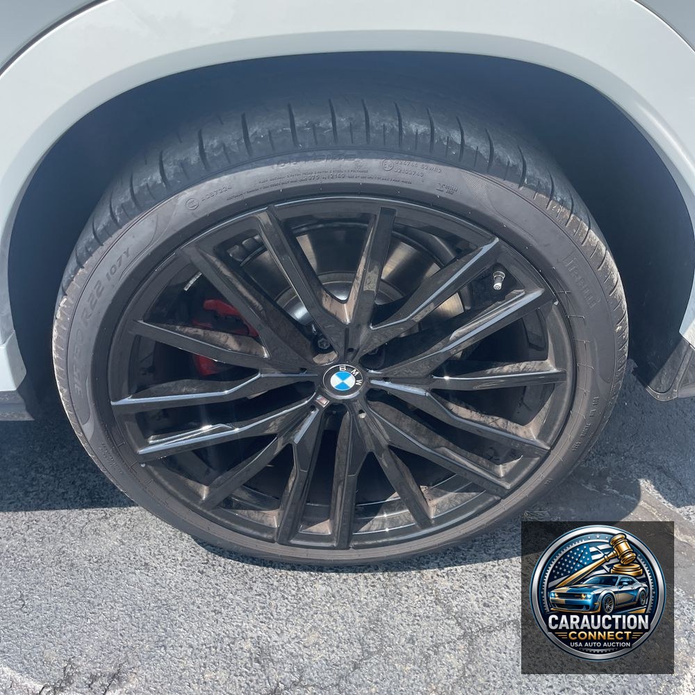 2025 BMW X6 M60i xDrive