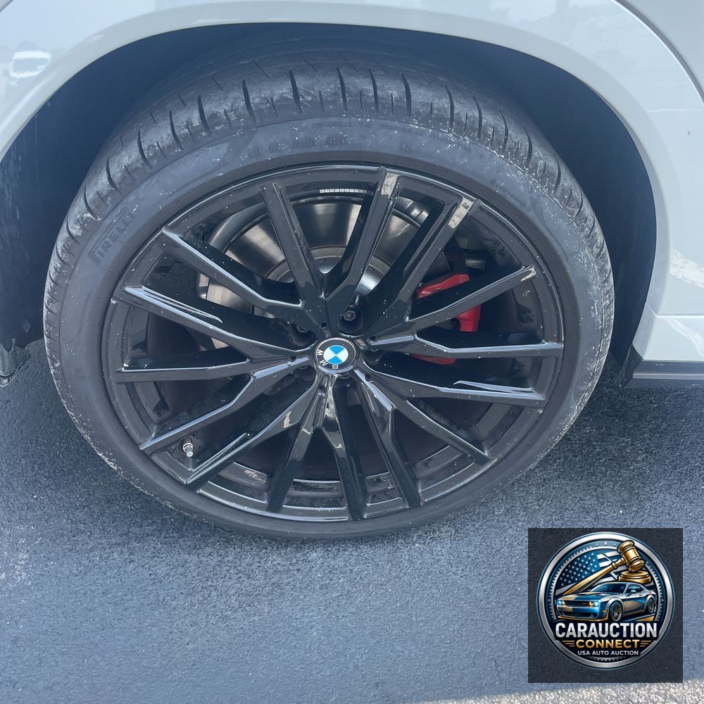 2025 BMW X6 M60i xDrive