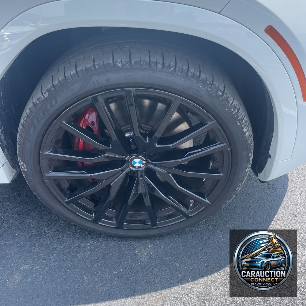 2025 BMW X6 M60i xDrive