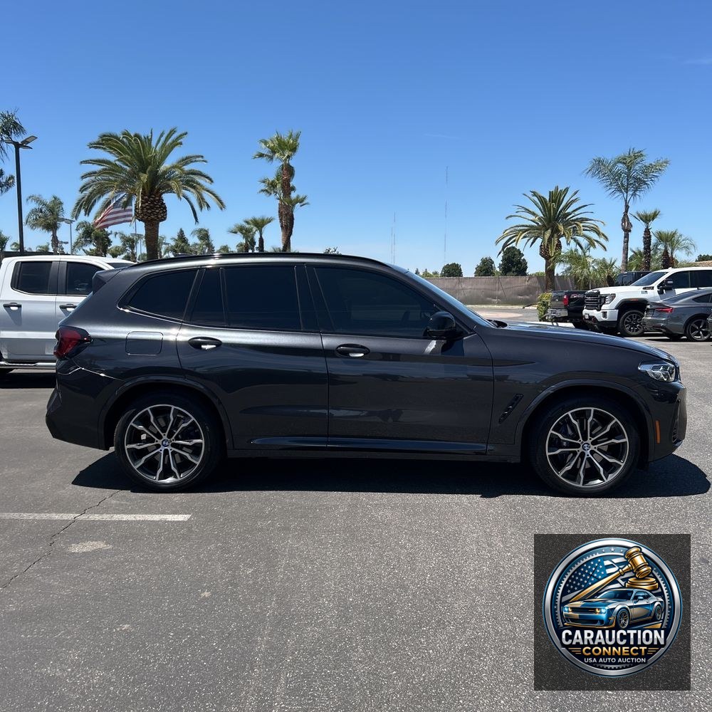 2023 BMW X3 M40i