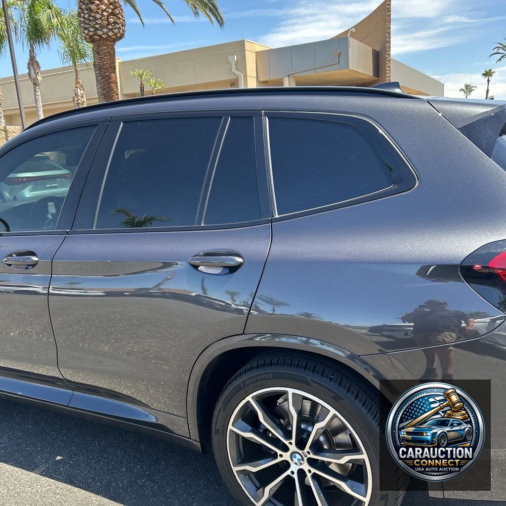 2023 BMW X3 M40i
