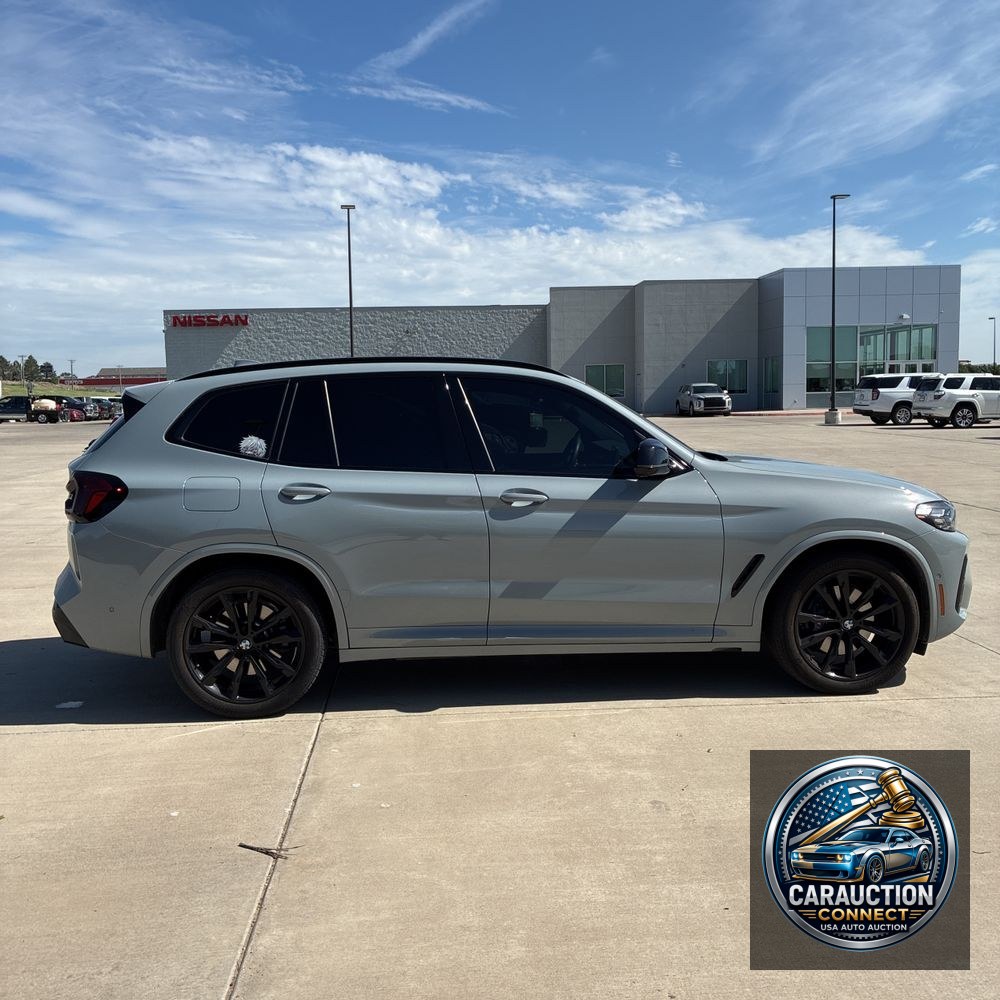2023 BMW X3 M40i