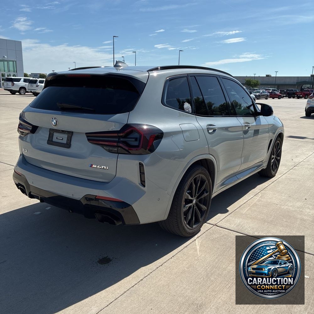 2023 BMW X3 M40i
