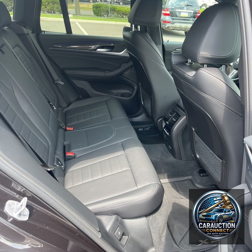 2024 BMW X3 M40i
