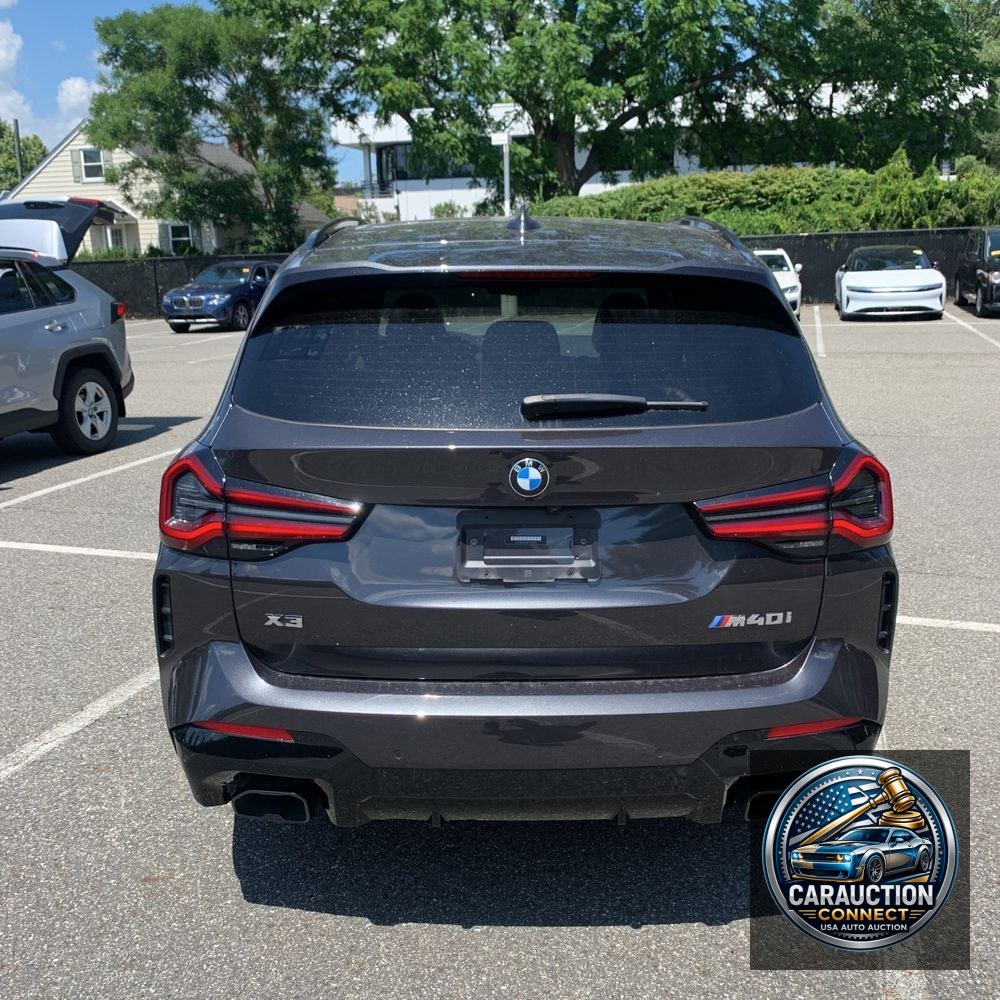 2023 BMW X3 M40i