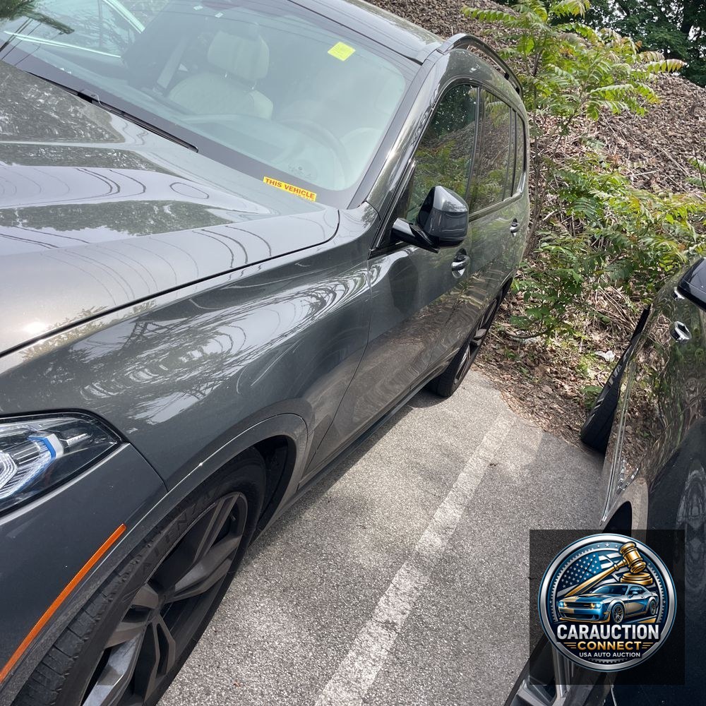 2021 BMW X7 Alpina XB7