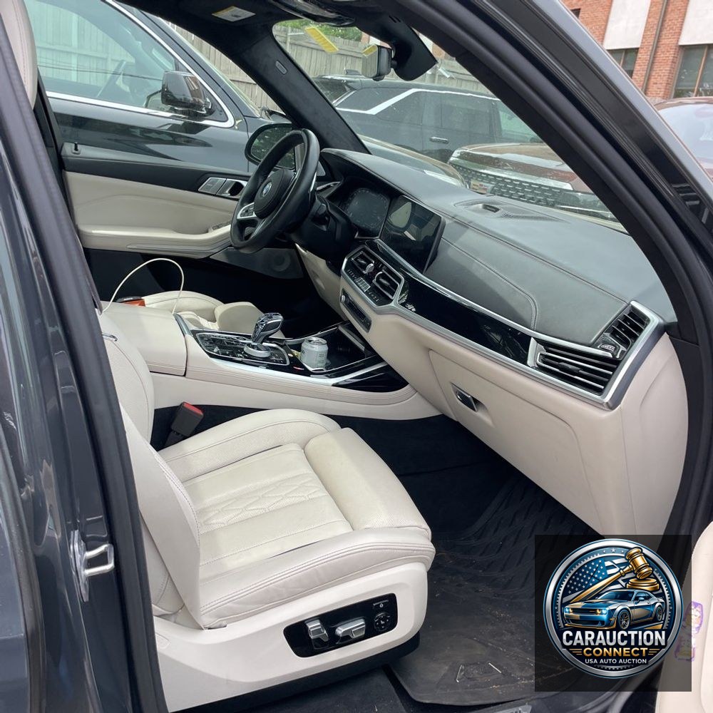 2021 BMW X7 Alpina XB7