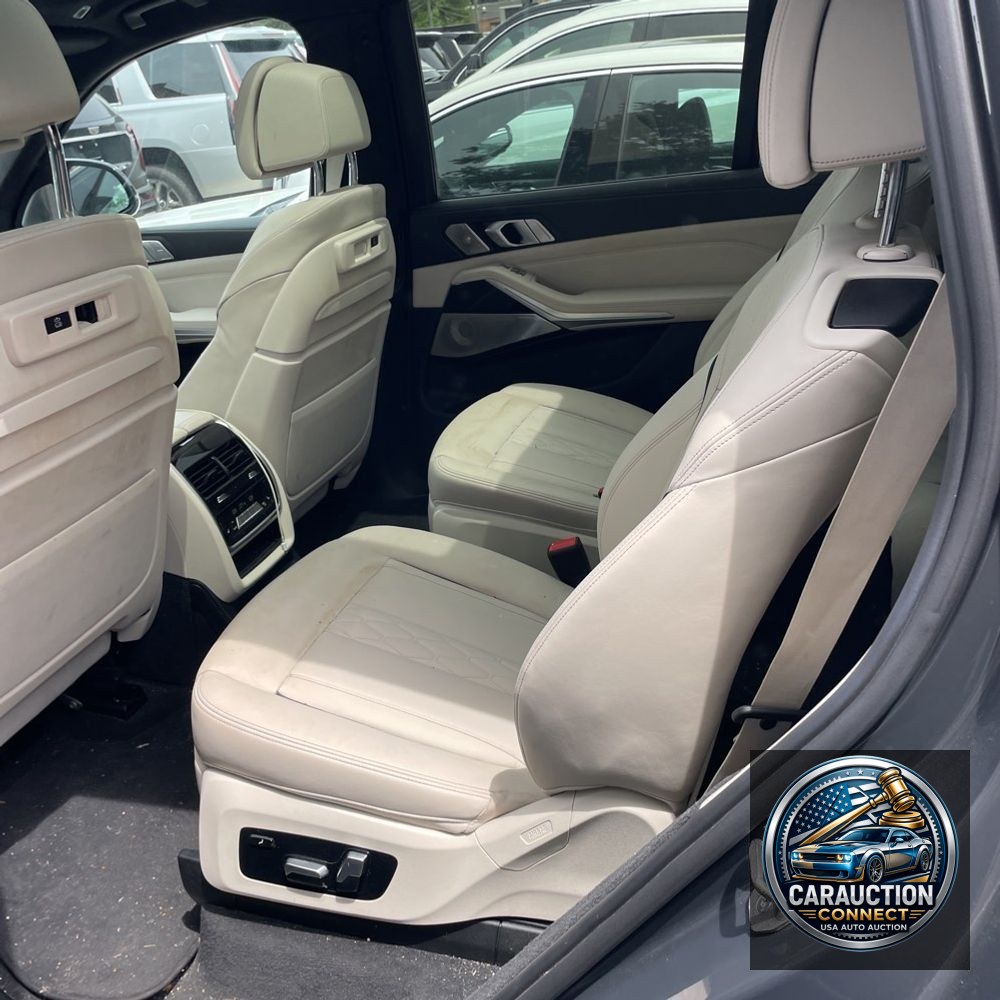 2021 BMW X7 Alpina XB7