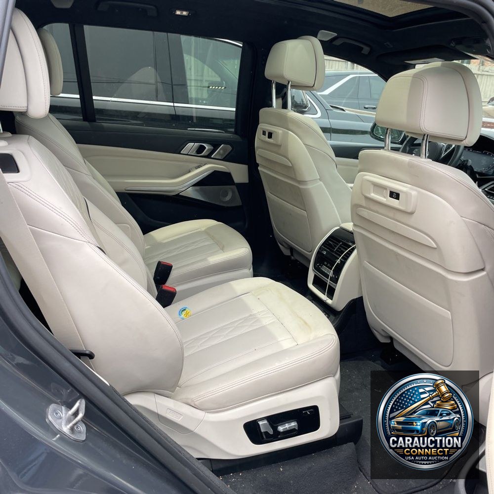 2021 BMW X7 Alpina XB7