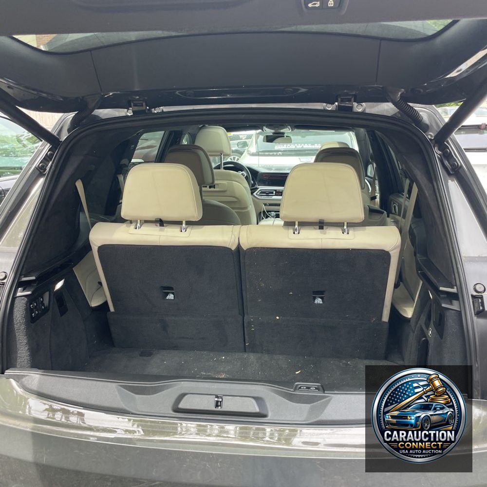 2021 BMW X7 Alpina XB7