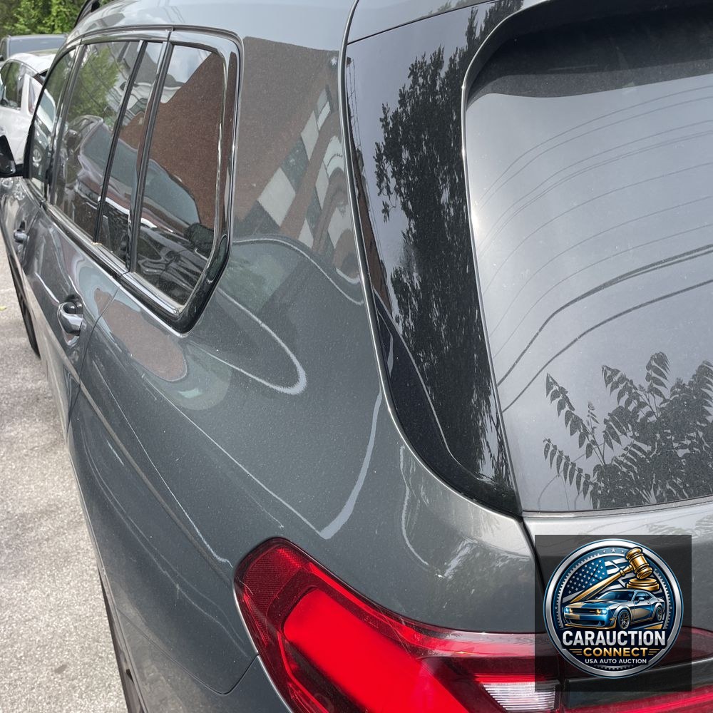 2021 BMW X7 Alpina XB7