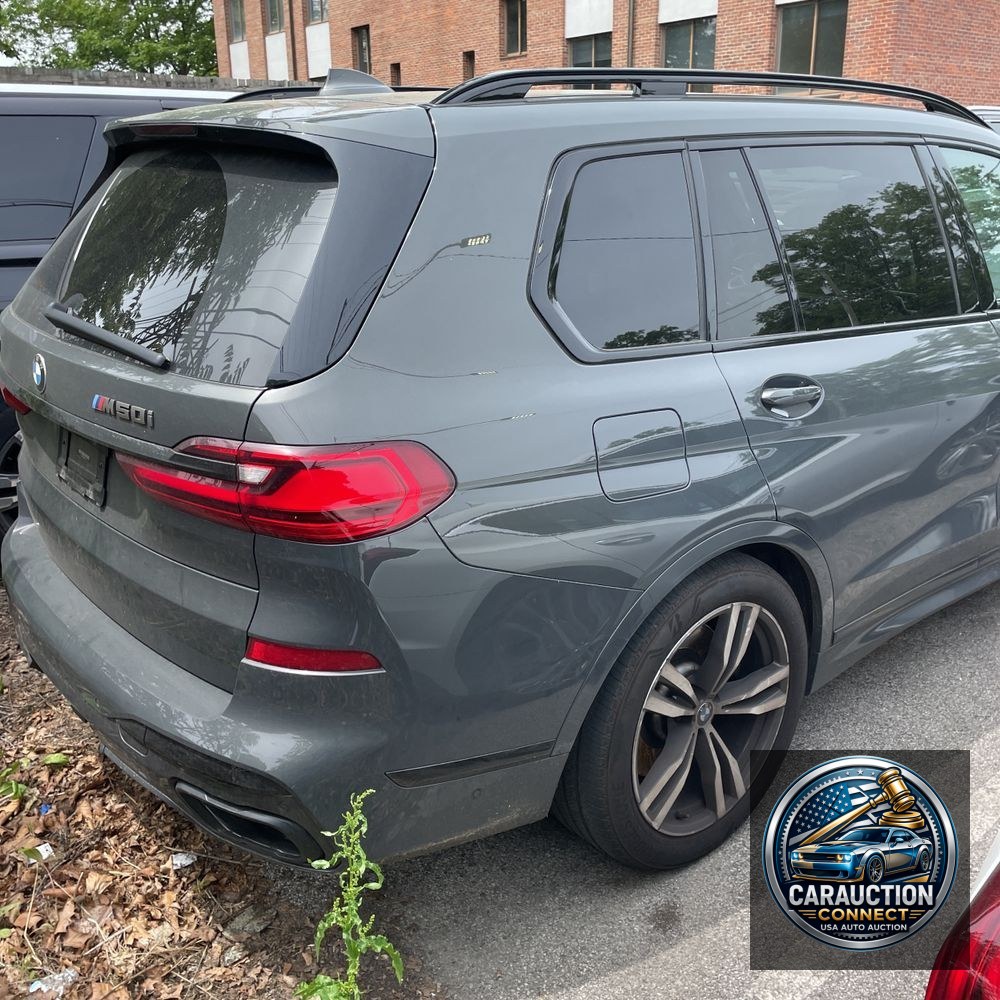 2021 BMW X7 Alpina XB7