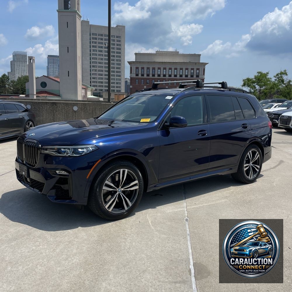 2022 BMW X7 M50i