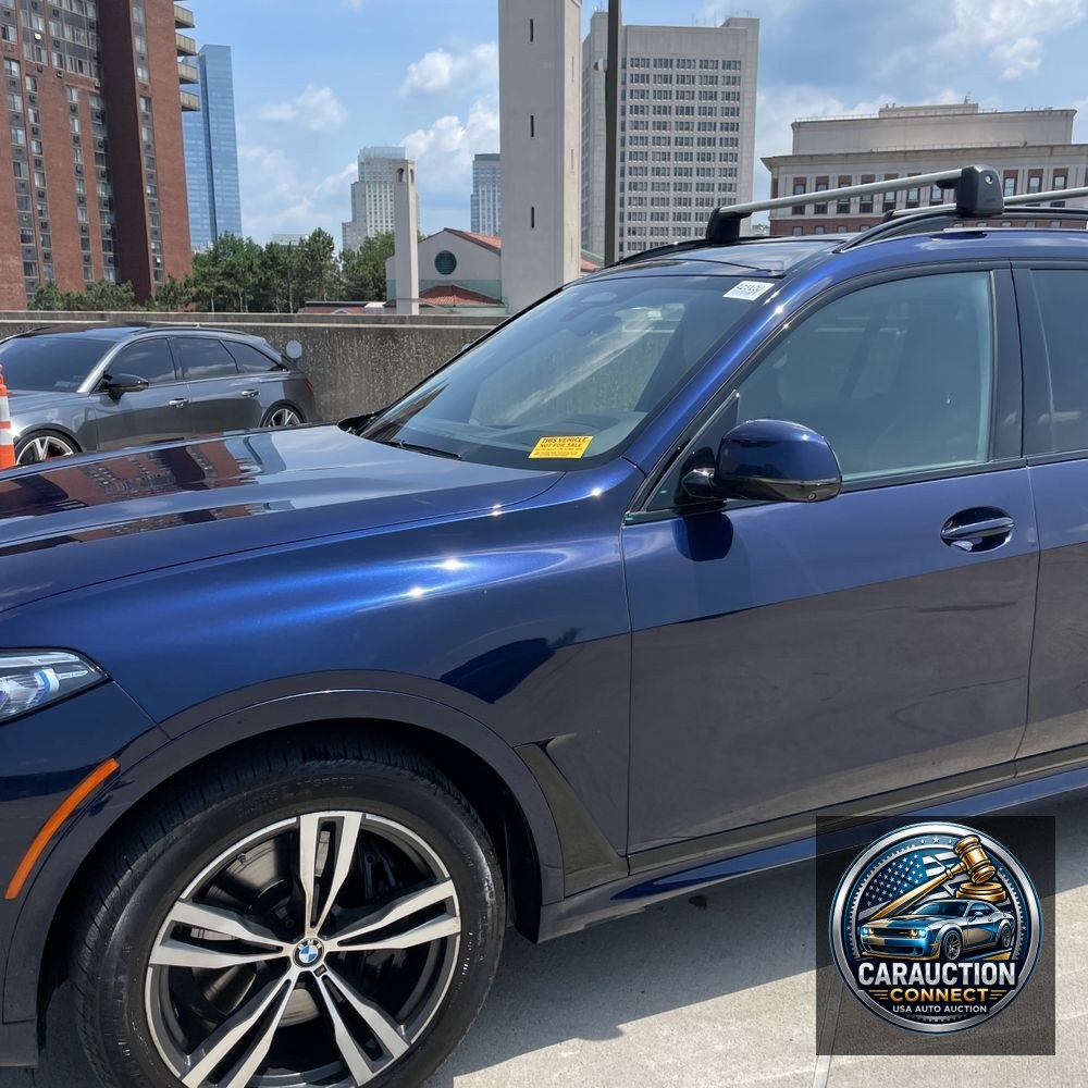 2022 BMW X7 M50i