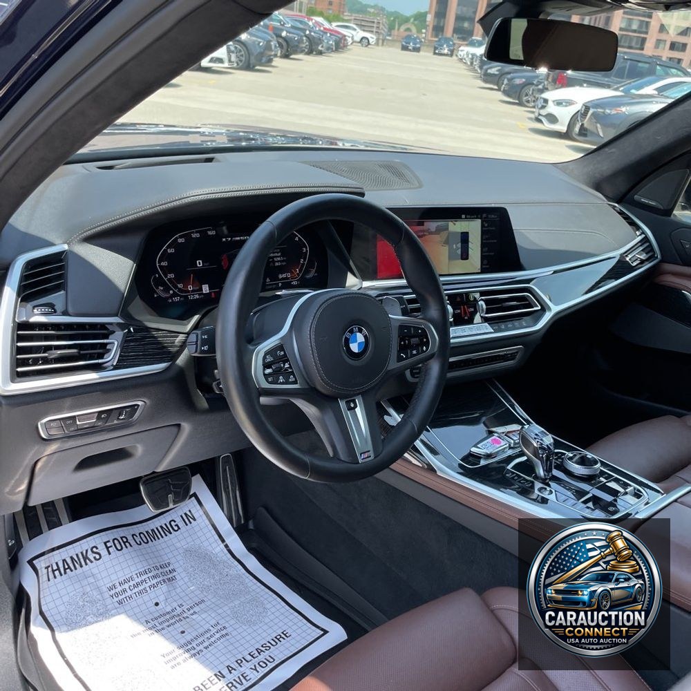 2022 BMW X7 M50i