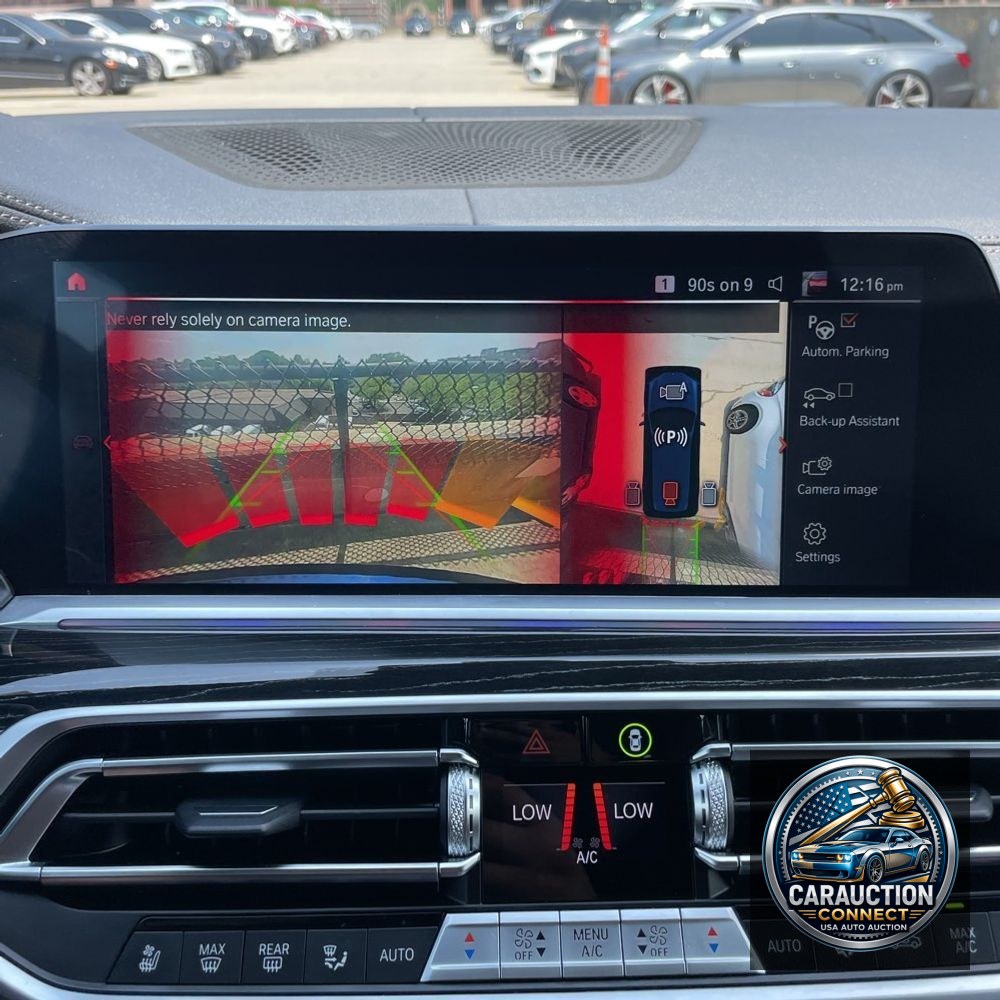 2022 BMW X7 M50i