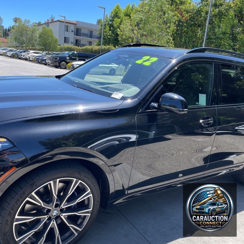 2022 BMW X7 M50i