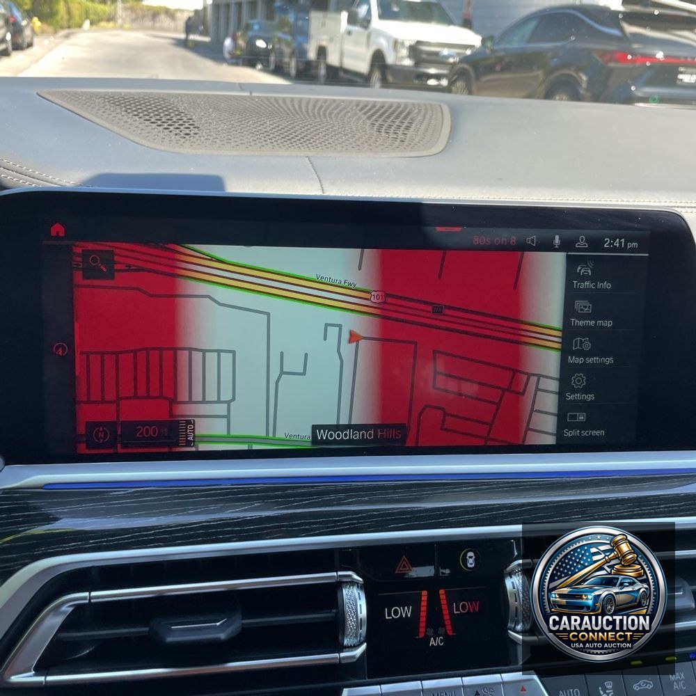 2022 BMW X7 M50i