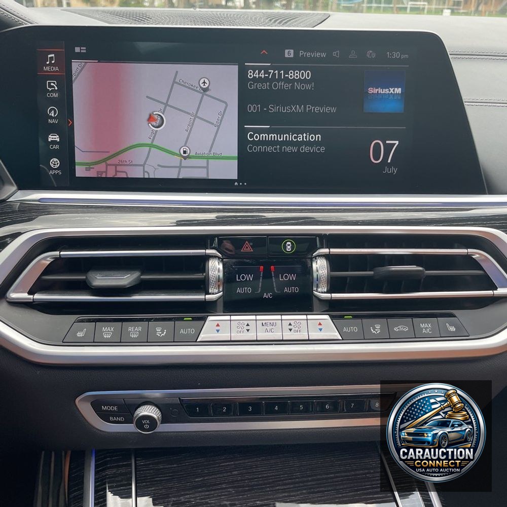 2022 BMW X7 M50i