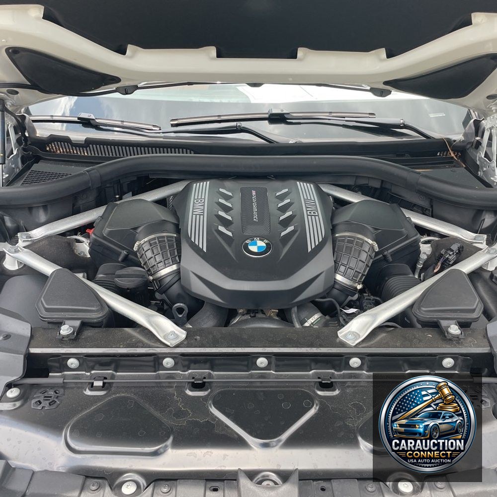 2022 BMW X7 M50i