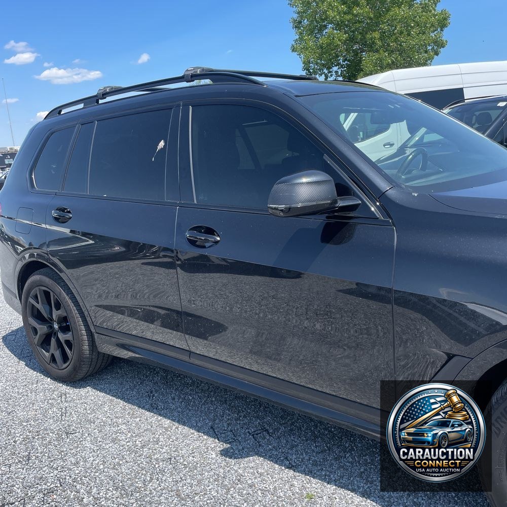 2021 BMW X7 M50i