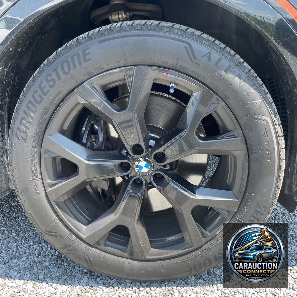 2021 BMW X7 M50i