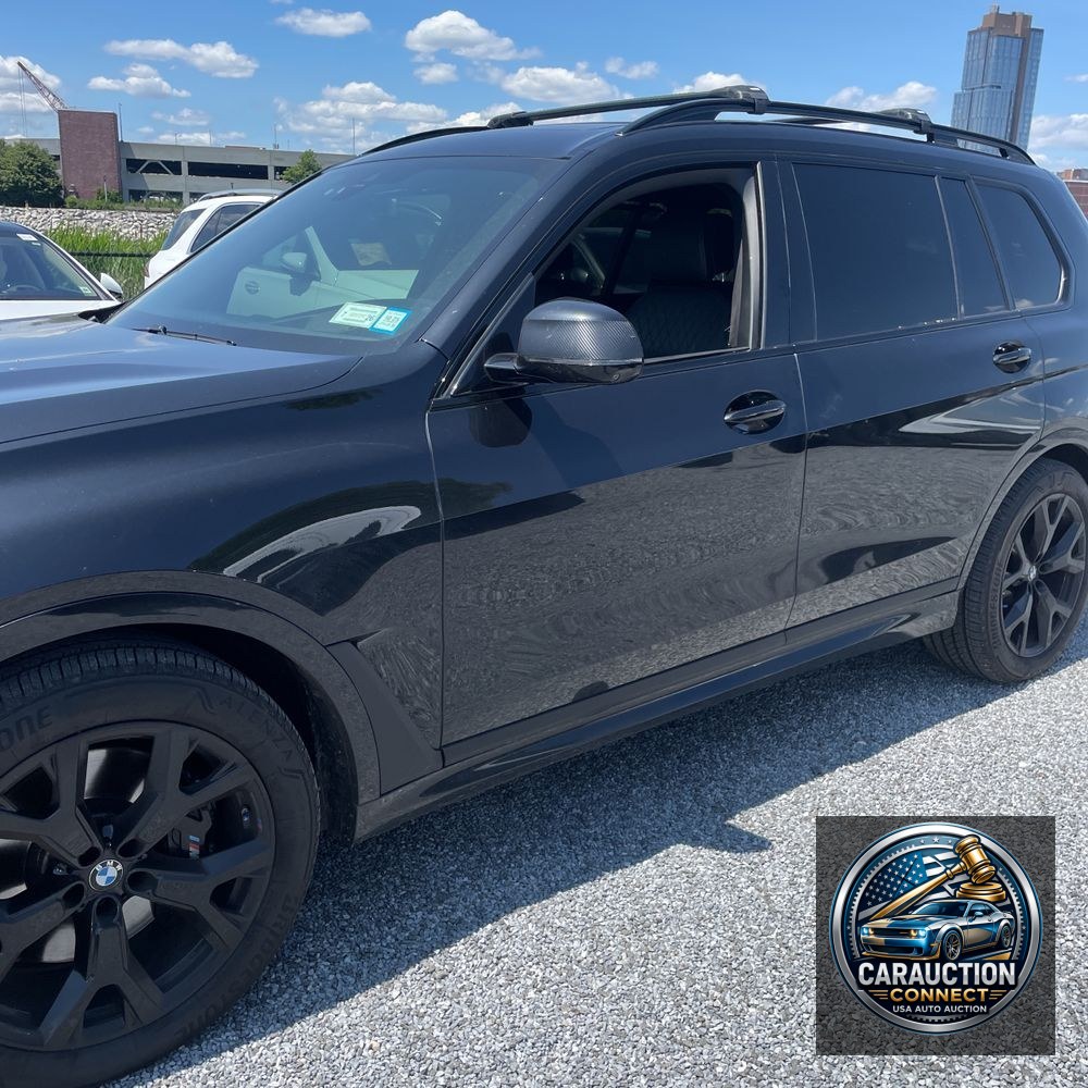 2021 BMW X7 M50i
