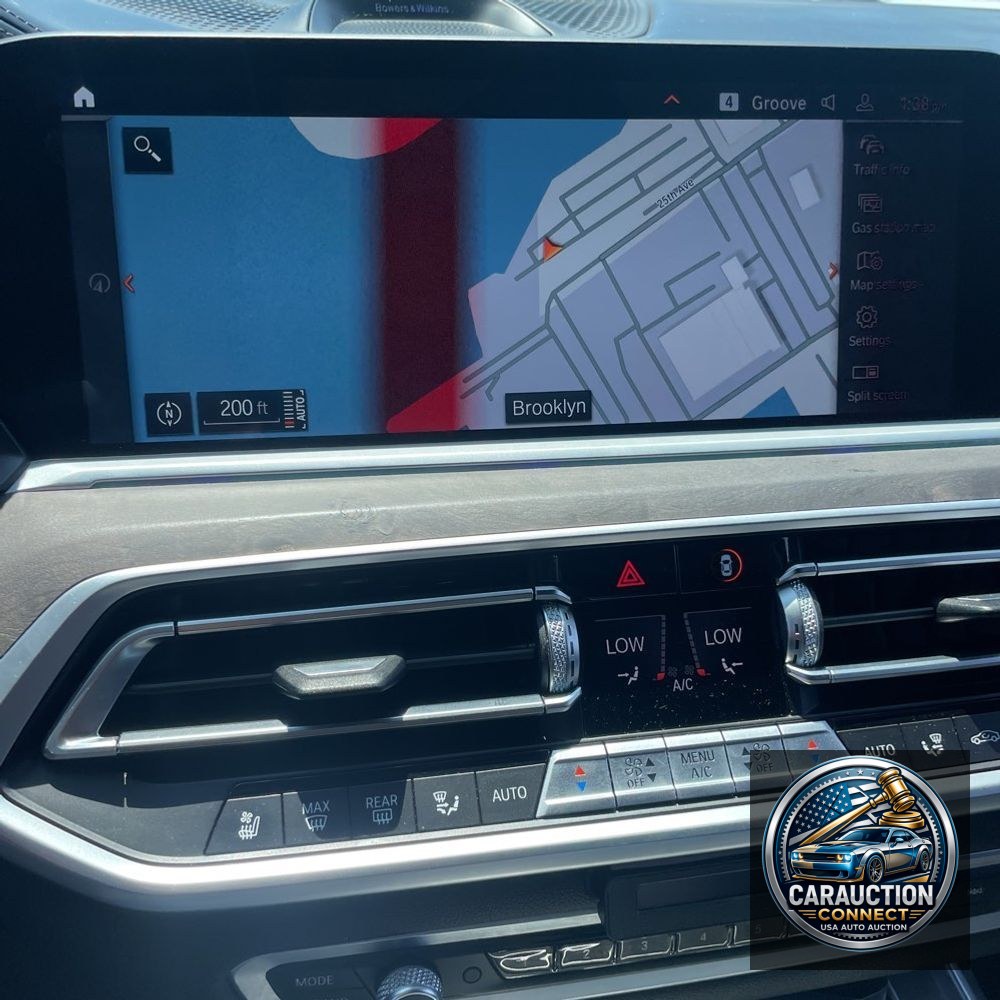 2021 BMW X7 M50i