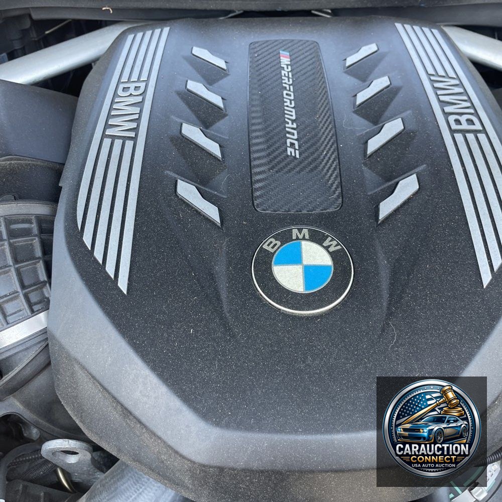 2021 BMW X7 M50i