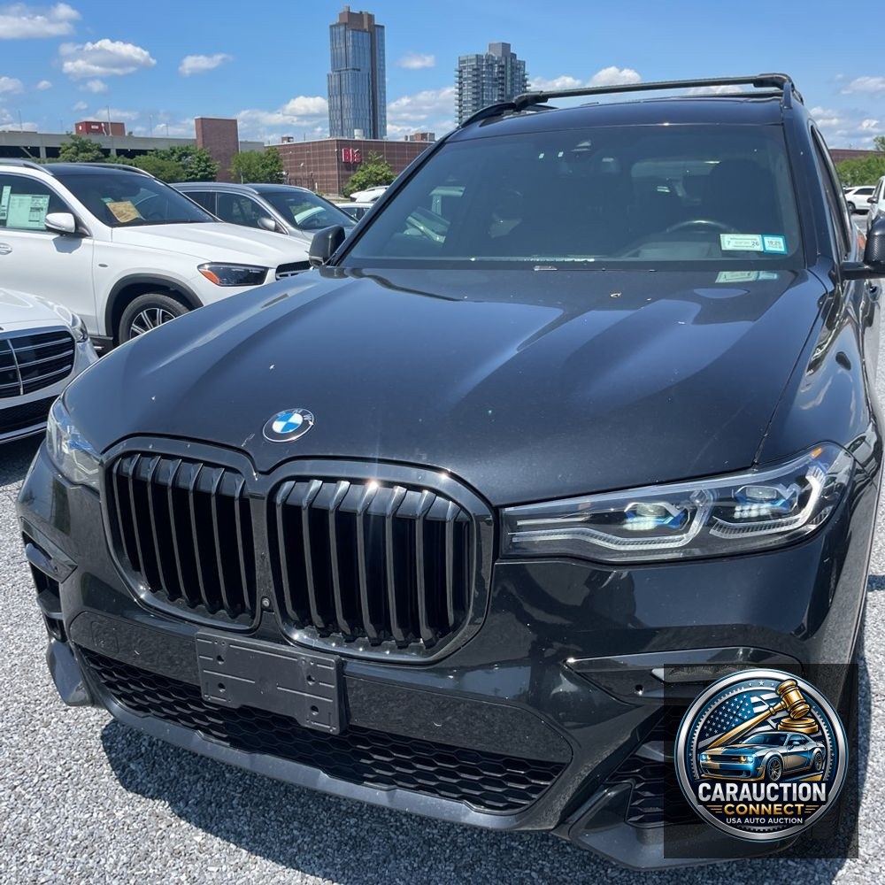 2021 BMW X7 M50i
