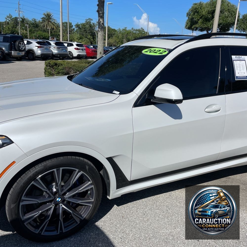 2022 BMW X7 M50i