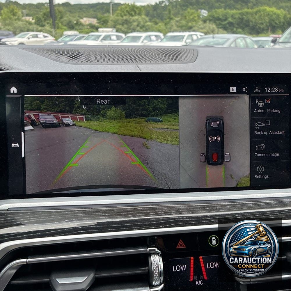 2022 BMW X7 M50i