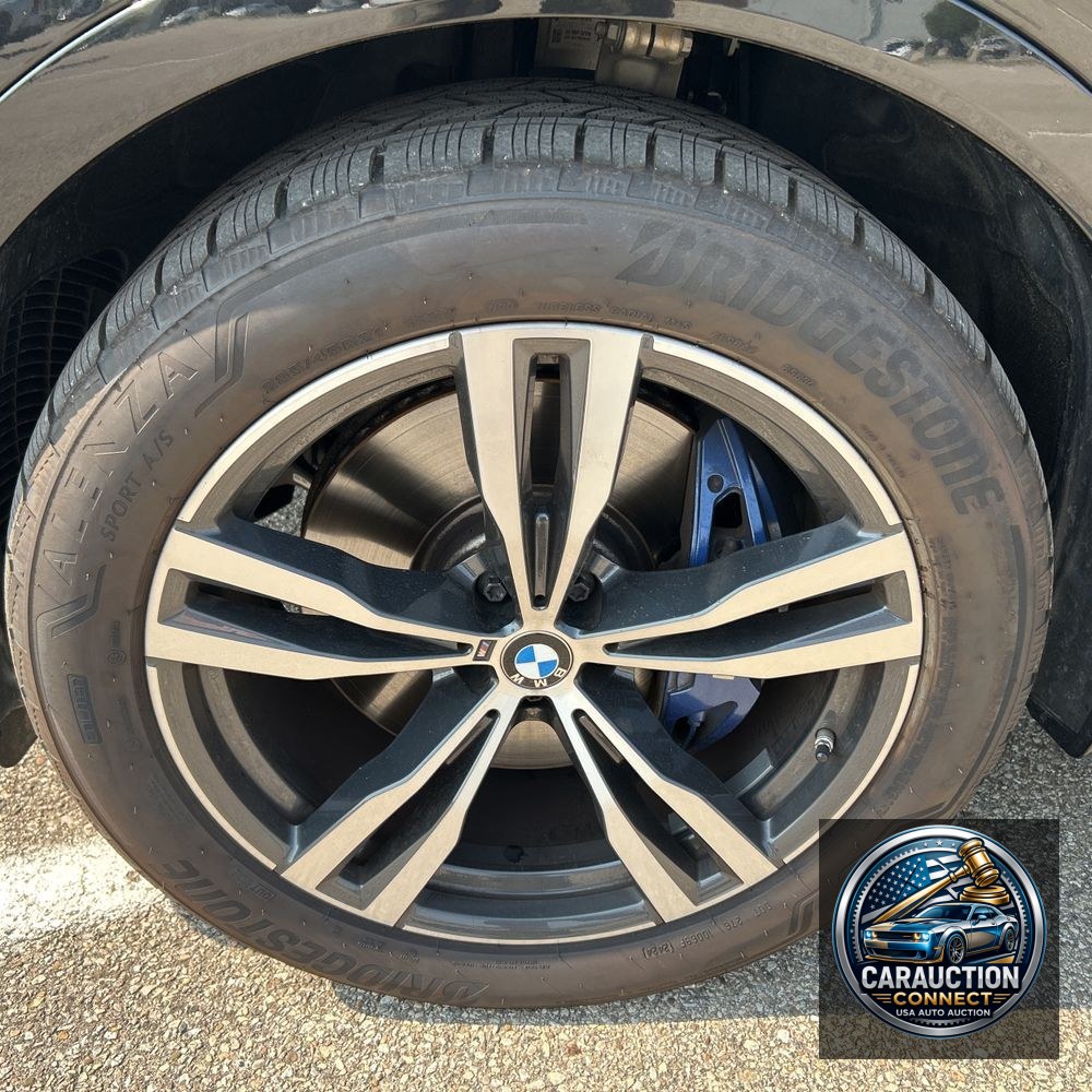 2021 BMW X7 M50i