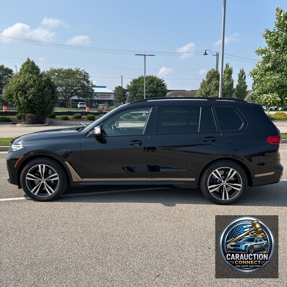 2021 BMW X7 M50i