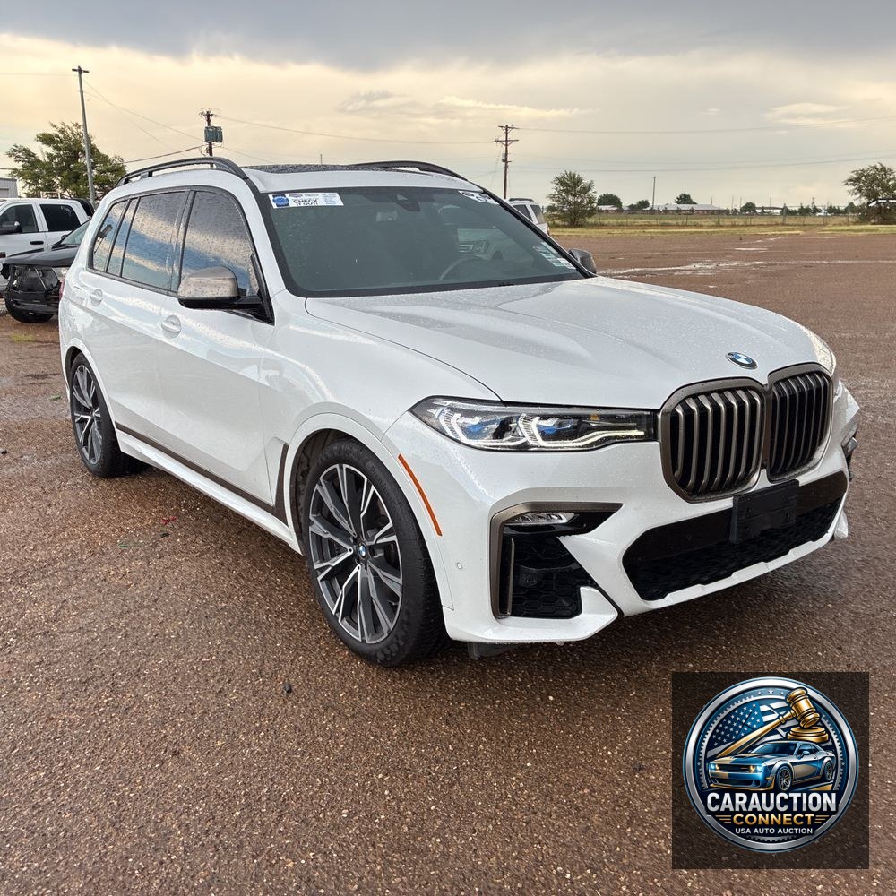 2022 BMW X7 M50i