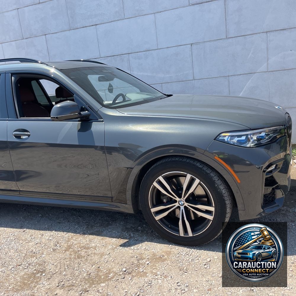 2022 BMW X7 M50i