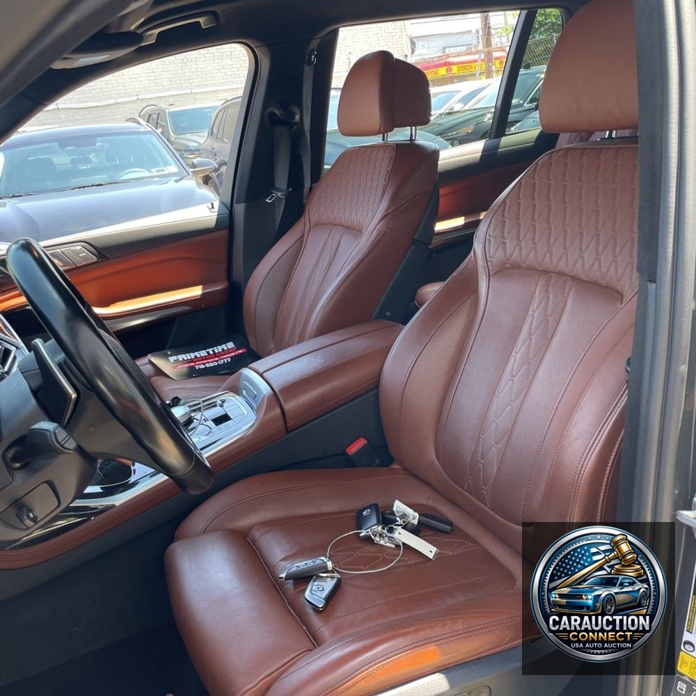 2022 BMW X7 M50i