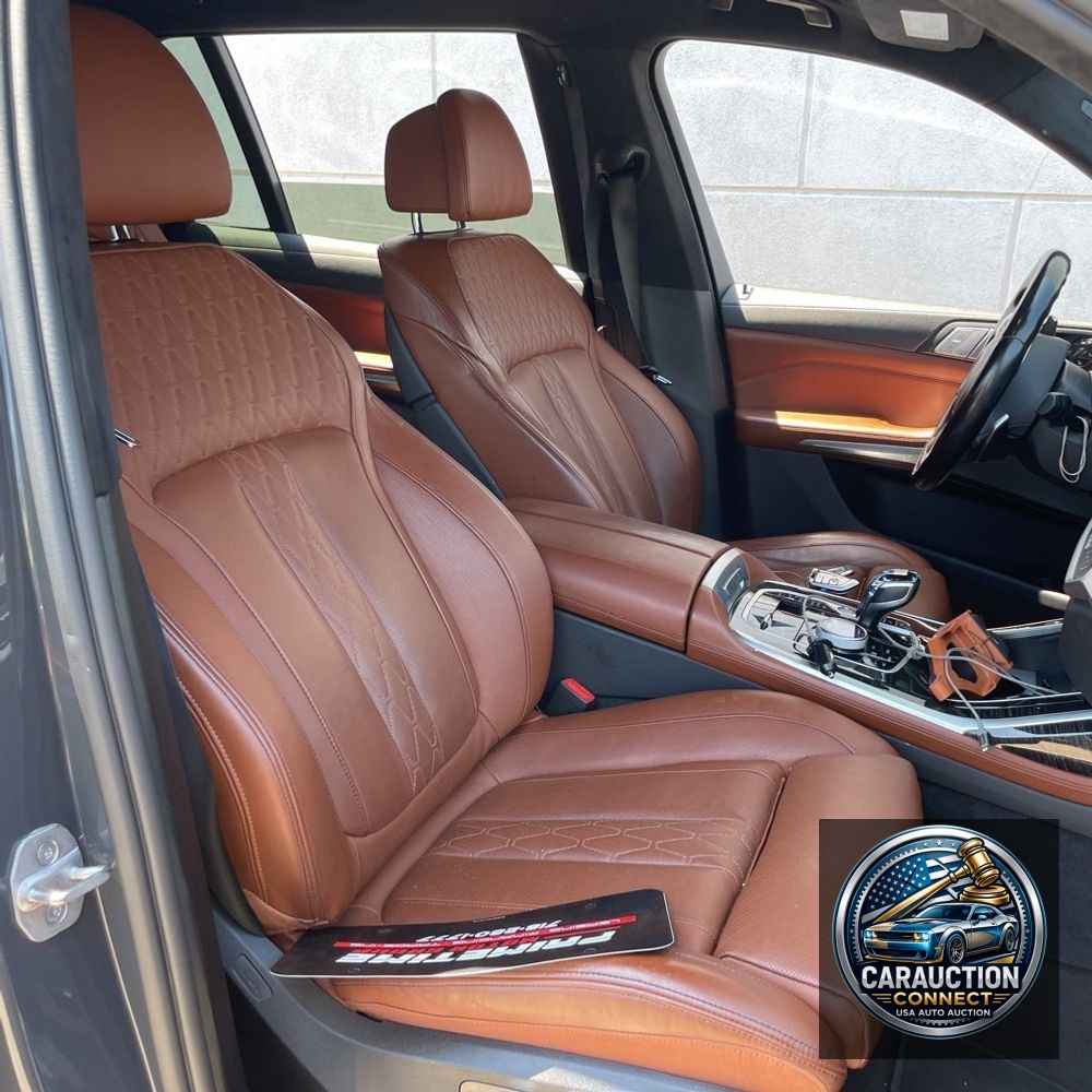 2022 BMW X7 M50i