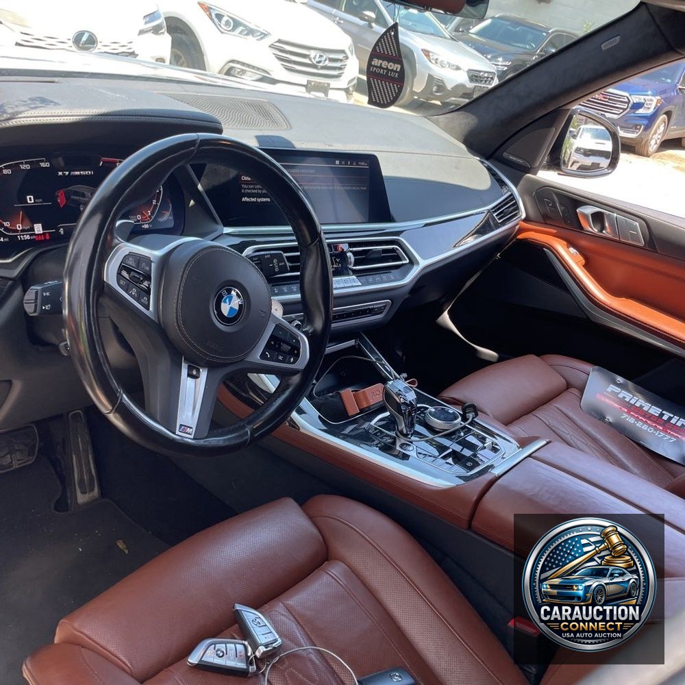 2022 BMW X7 M50i