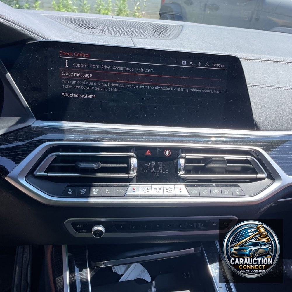 2022 BMW X7 M50i