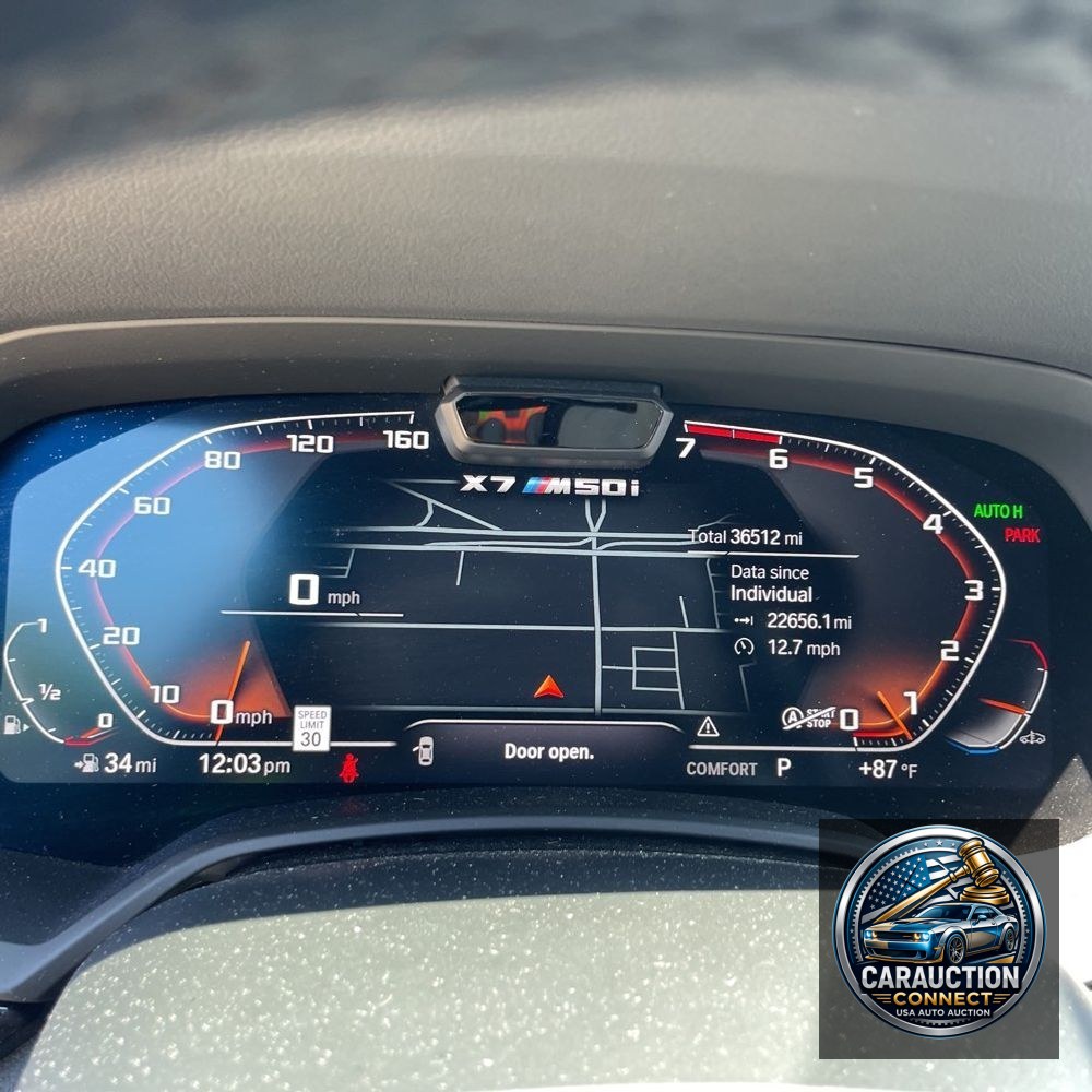 2022 BMW X7 M50i