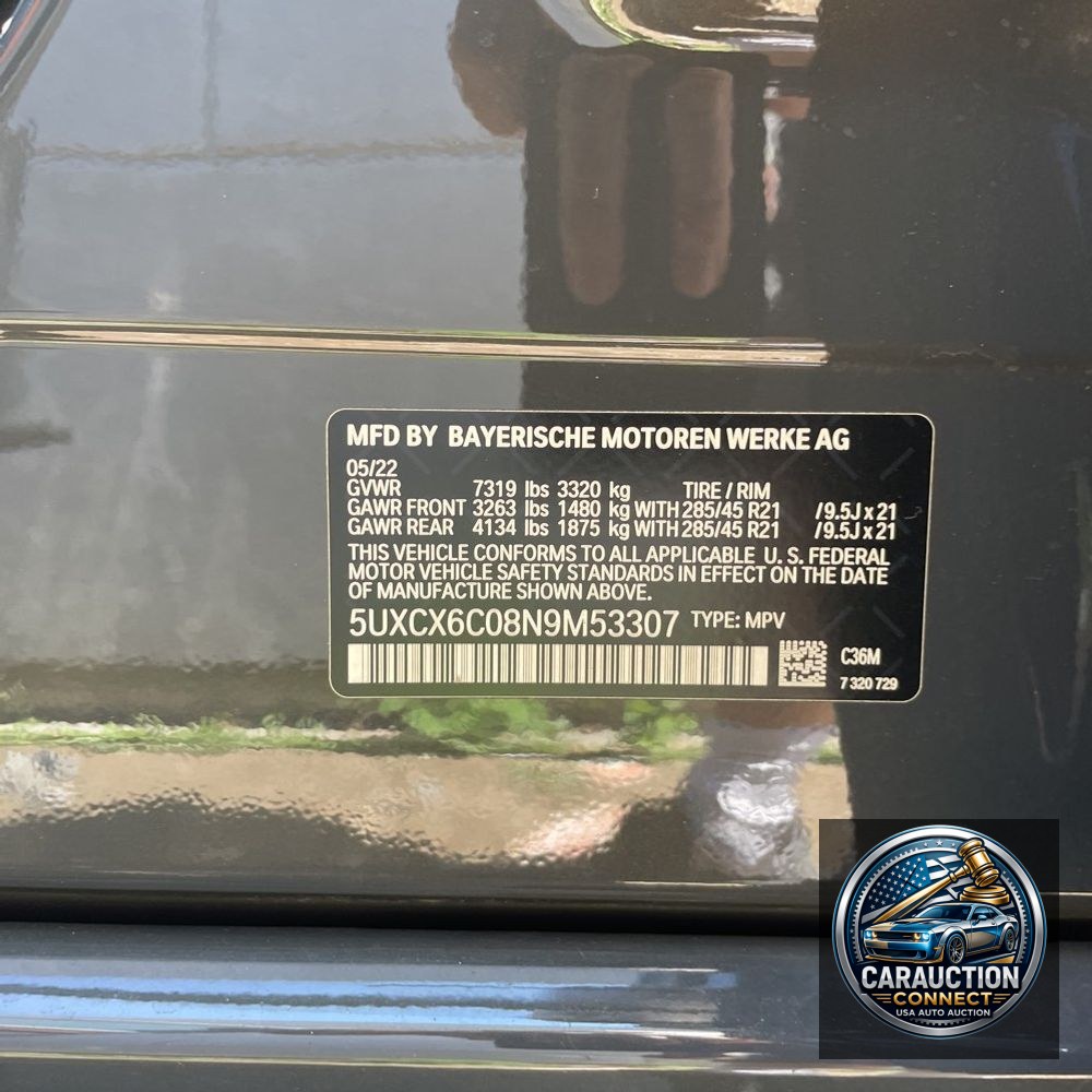 2022 BMW X7 M50i