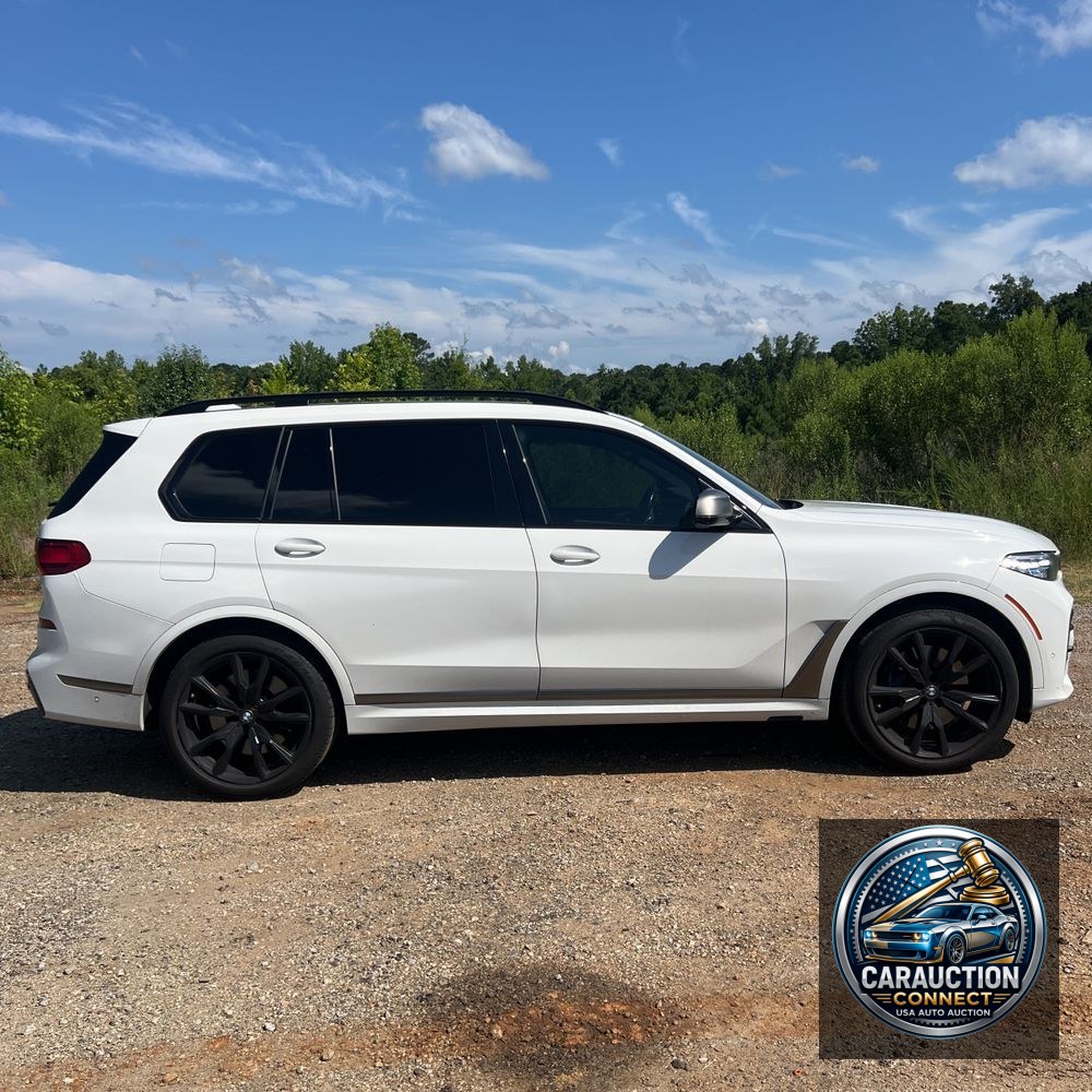 2021 BMW X7 M50i