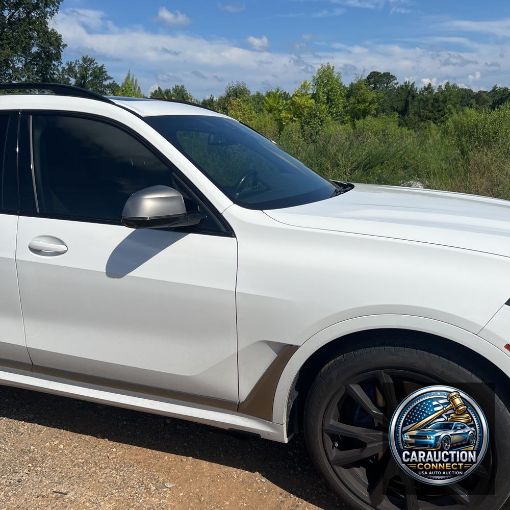 2021 BMW X7 M50i