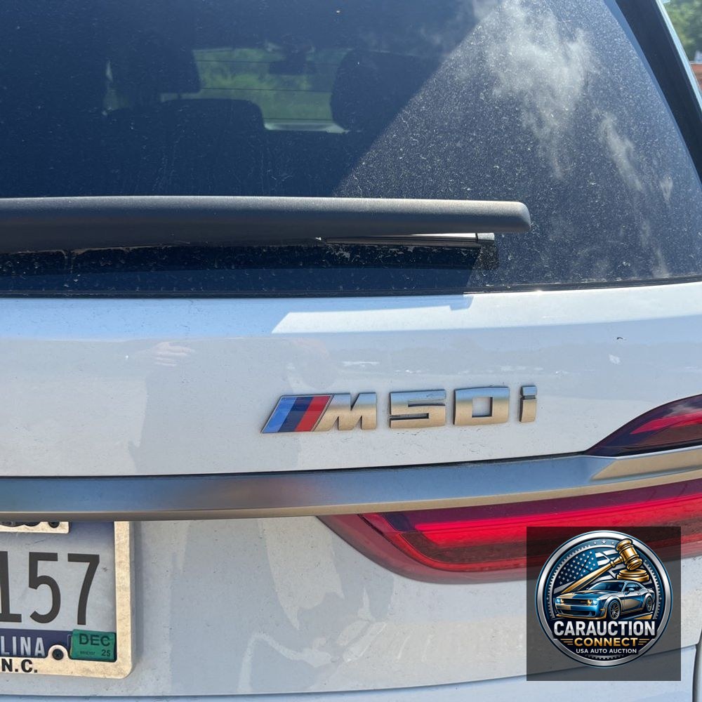 2021 BMW X7 M50i
