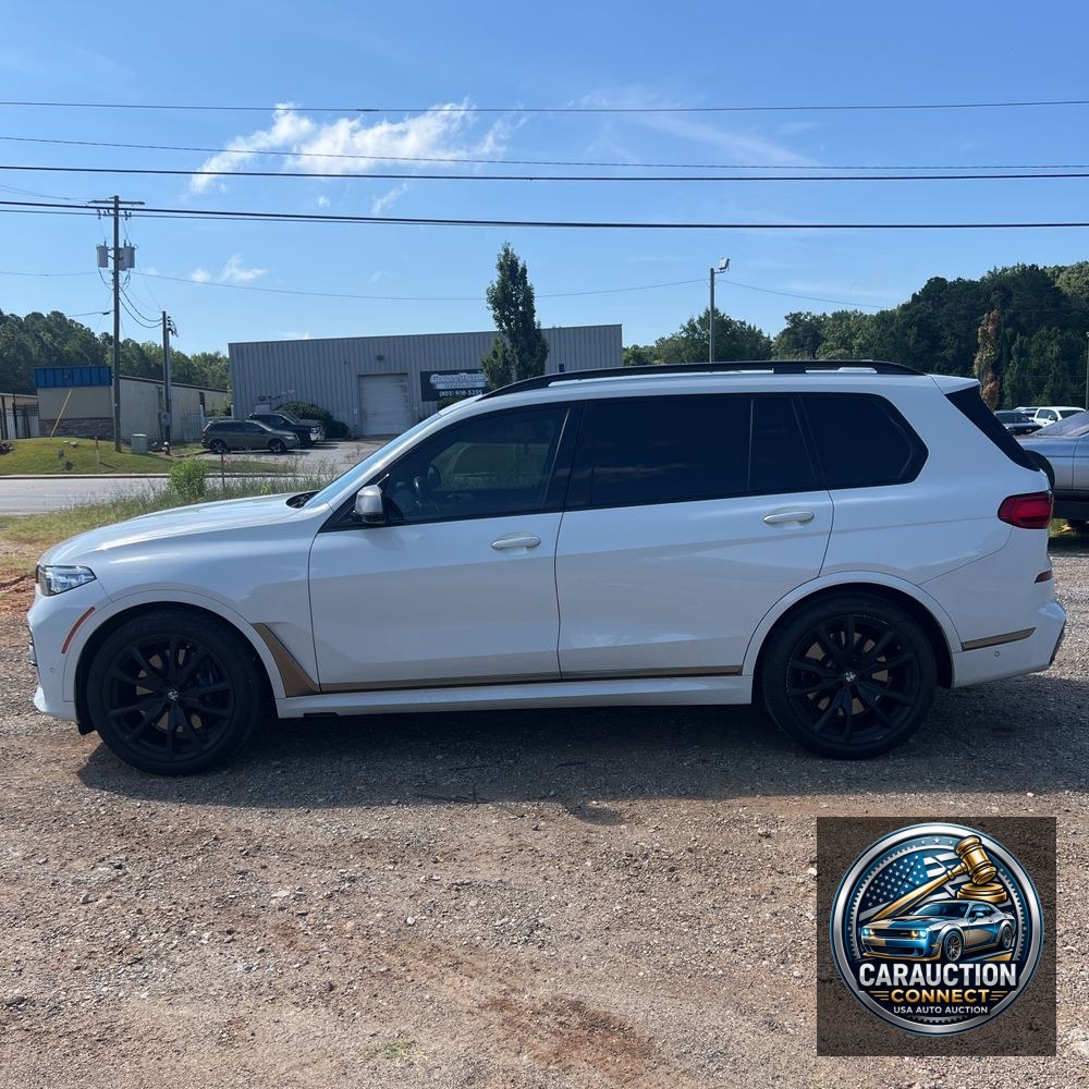 2021 BMW X7 M50i