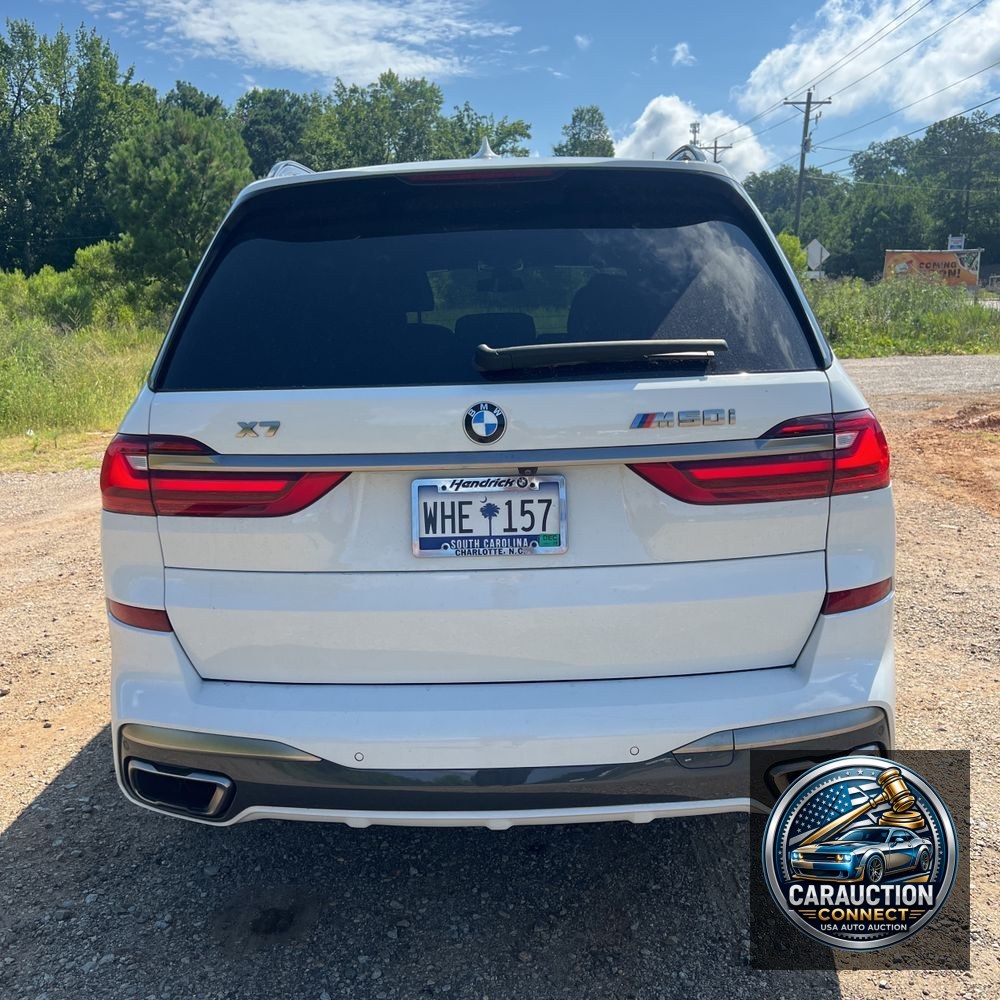 2021 BMW X7 M50i